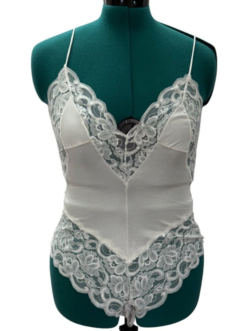 Vintage Slip Interludes by CIRA White Lace Satin Teddy Bodysuit Lingerie Medium - Picture 3 of 16
